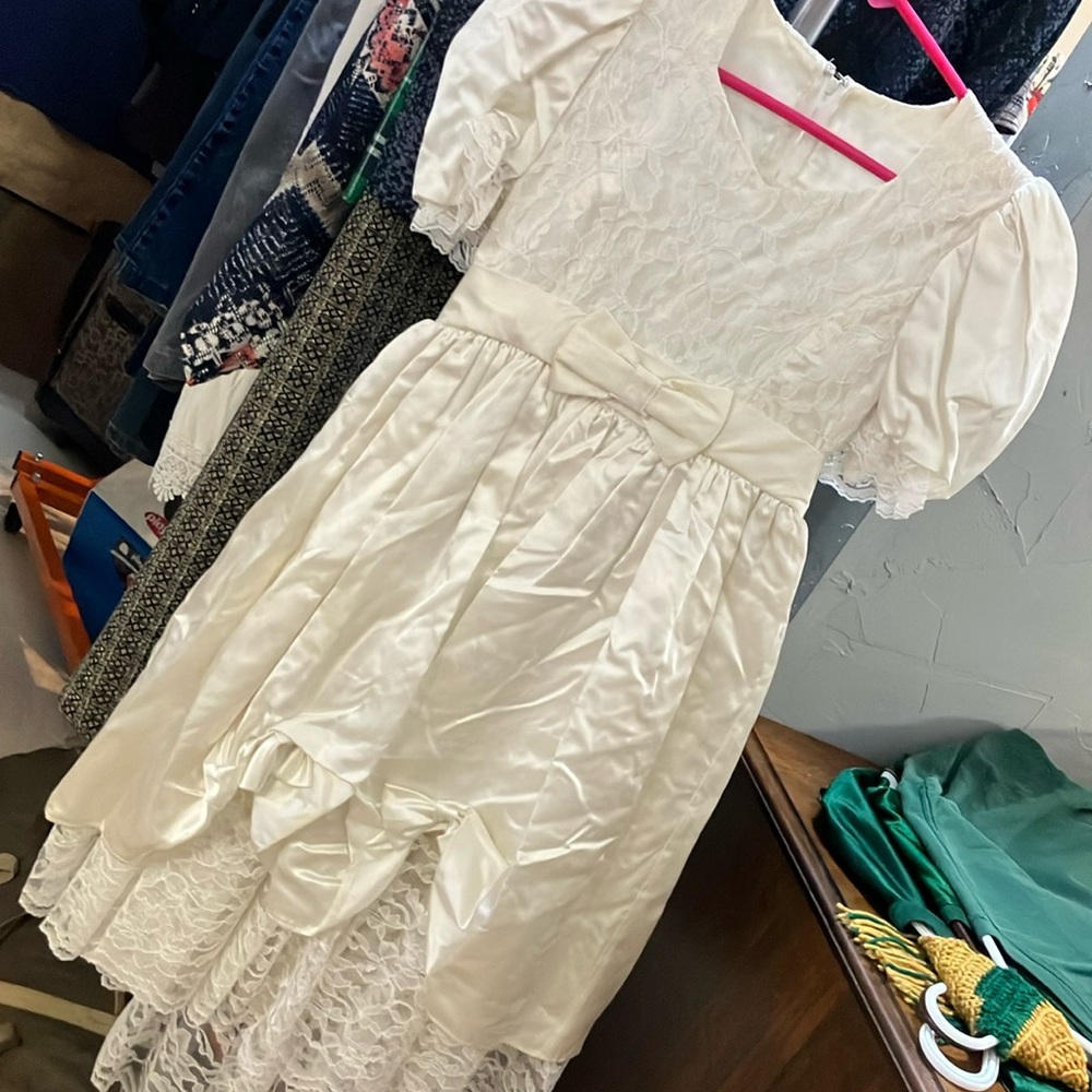 Girls, vintage party dress, no tags inside, looks to be a size 8 or 10